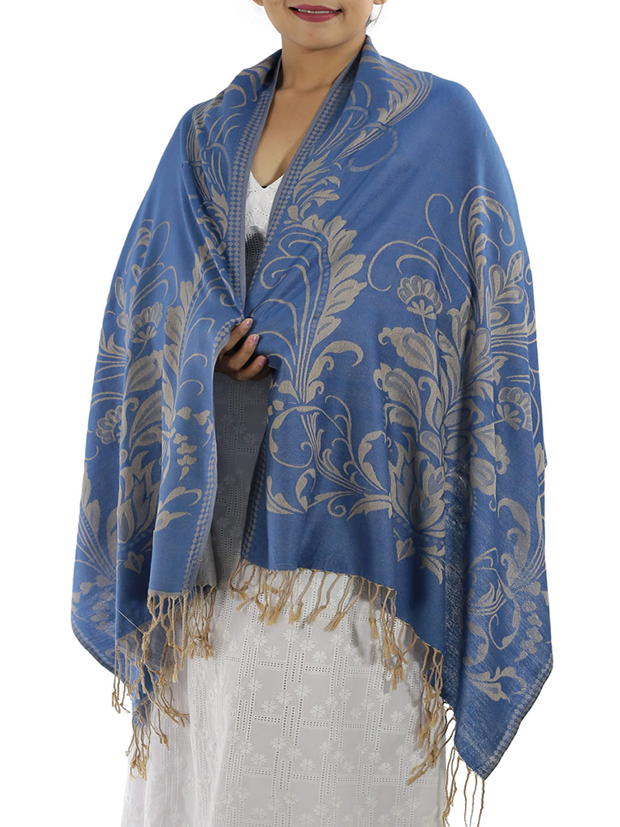 Patterned Blue Pashmina Shawls: image 3